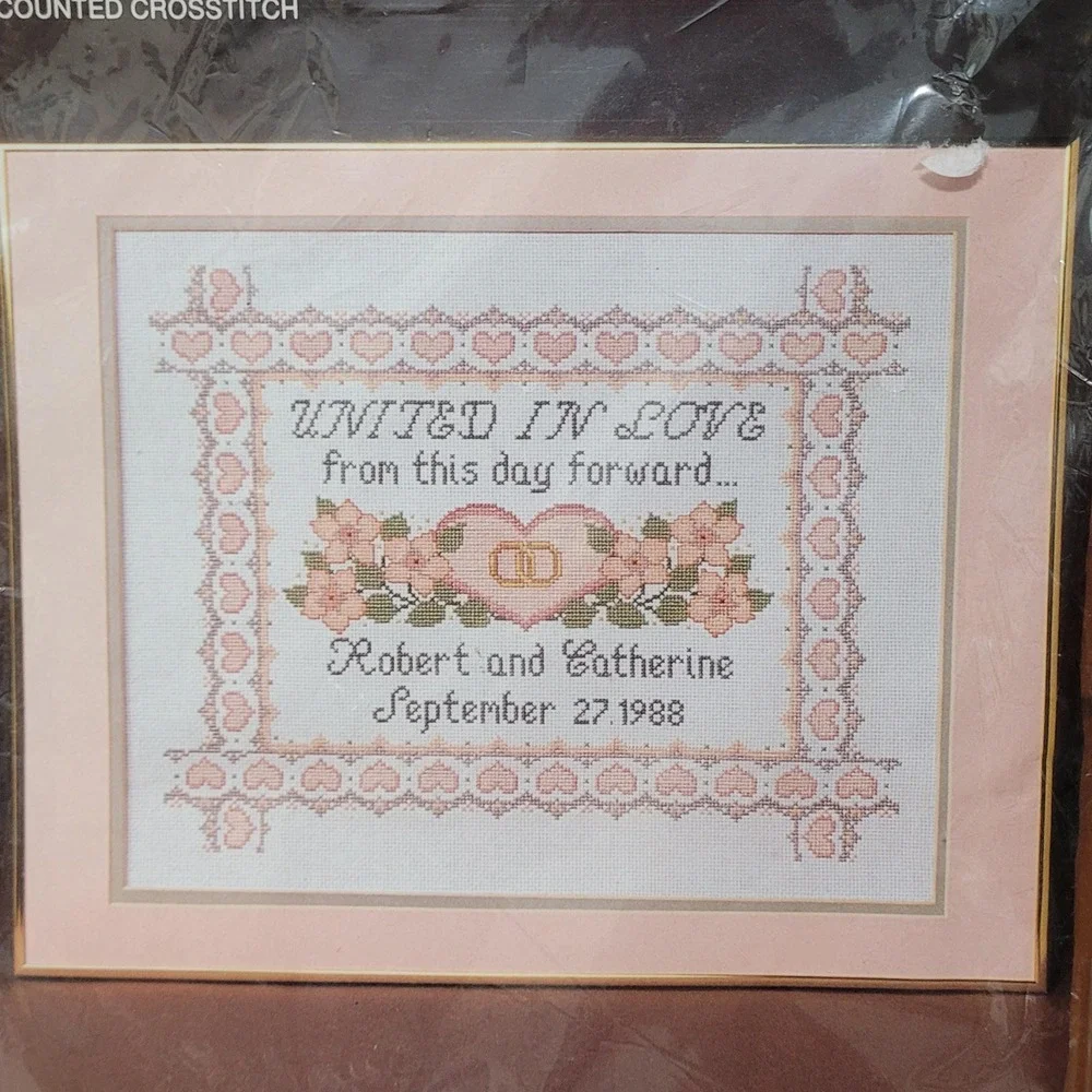 Bernat Counted Cross Stitch Kit United In Love‎ HO4176 Made in USA